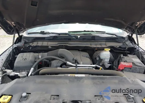 2018 Ram 1500 Express 4X4 6'4 Box from USA, damaged, VIN 1C6RR7FT2JS198665